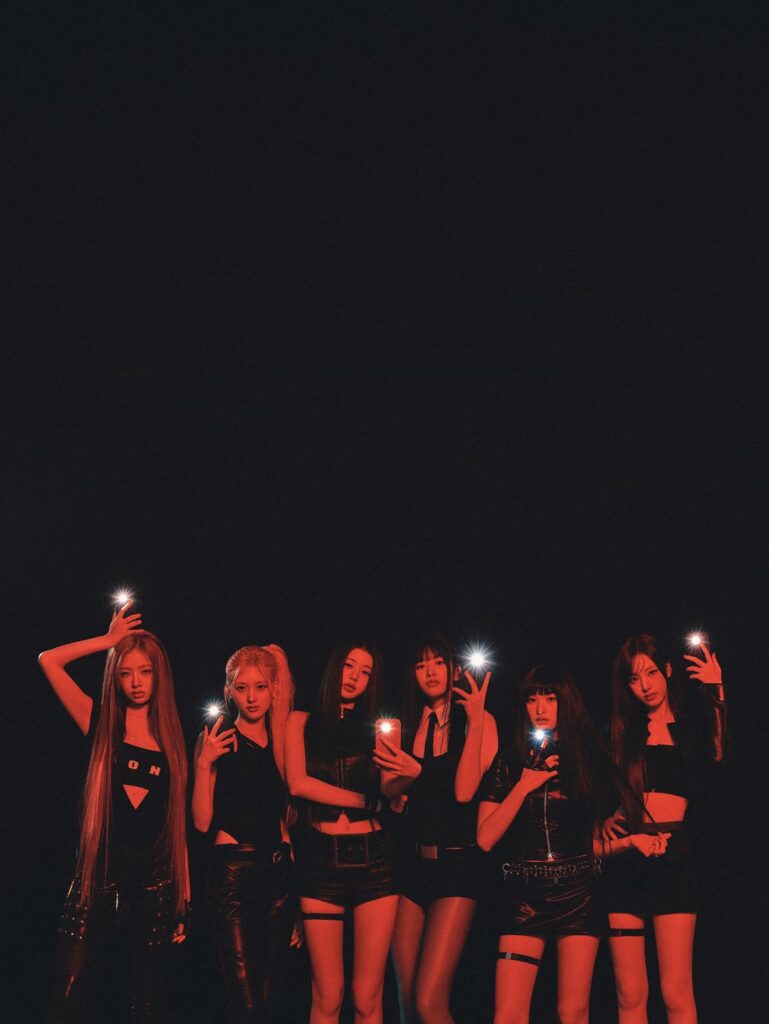 260207 IVE - الألبوم الثاني: REVIVE+ (BANG BANG - صورة تشويقية 1 - المجموعة)