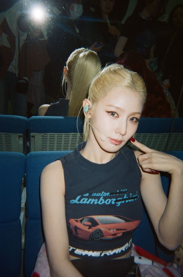 260212 التحديث الرسمي - 🖤 لنيفرلاند 🤍 (لقطات منفردة)