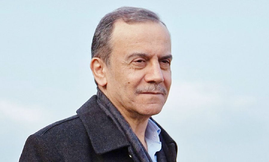 أحمد قعبور إنسان الرقة والنبل والإحساس والمعدن الأصيل أحمد قعبور إنسان الرقة والنبل والإحساس والمعدن الأصيل