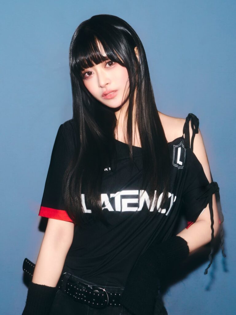 LATENCY - الألبوم المصغر الأول: LATE O' CLOCK (الصورة المفاهيمية رقم 2)