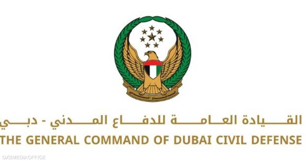 فرق الدفاع المدني بدبي تسيطر على حريق في منطقة “نخلة جميرا” فرق الدفاع المدني بدبي تسيطر على حريق في منطقة "نخلة جميرا"