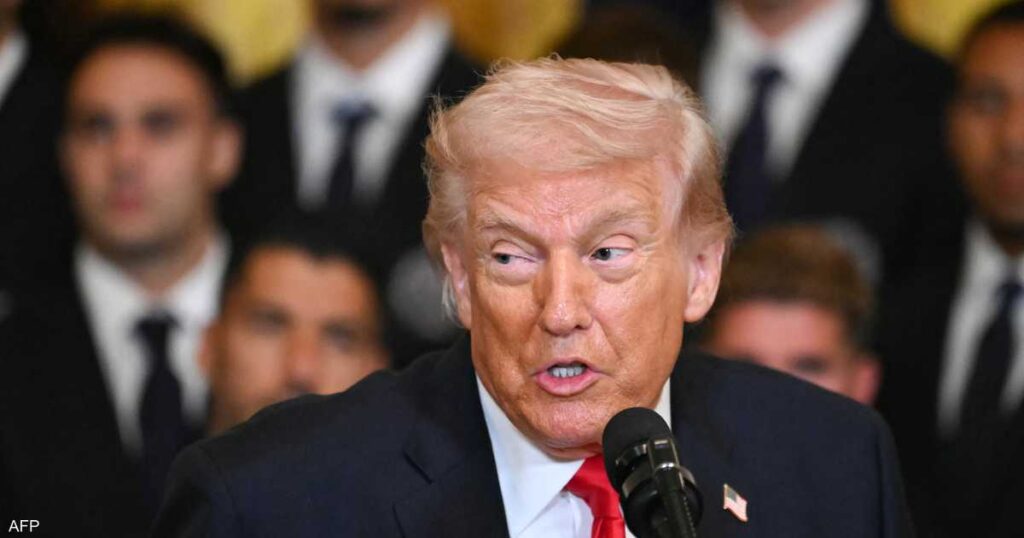 ترامب: لا أمانع أن يقود إيران زعيم ديني