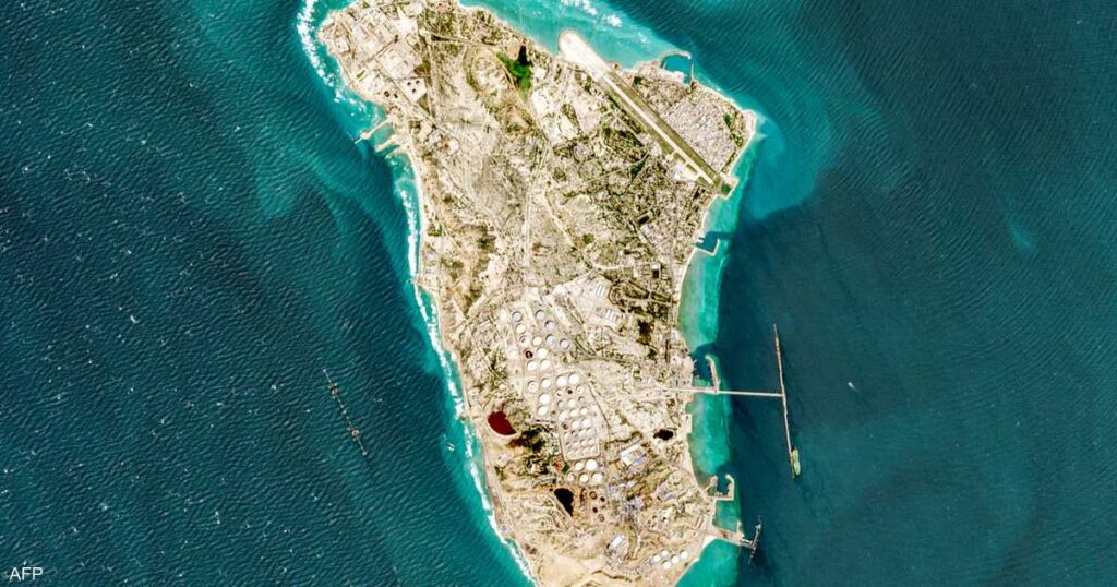 ترامب: دمرنا معظم جزيرة خرج وقد نشن ضربات جديدة ترامب: دمرنا معظم جزيرة خرج وقد نشن ضربات جديدة