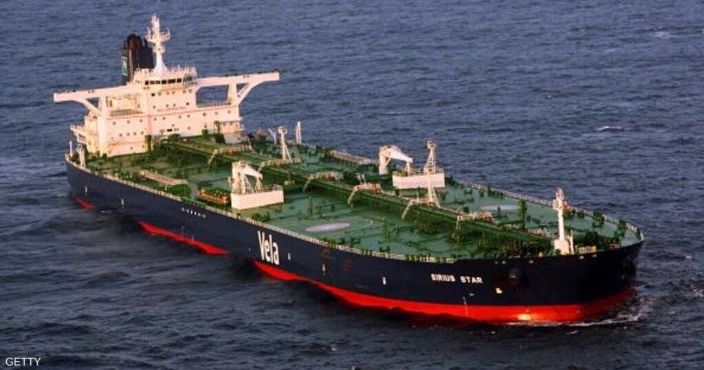 ترامب يأمر بتأمين ناقلات النفط ويطرح مرافقتها في هرمز ترامب يأمر بتأمين ناقلات النفط ويطرح مرافقتها في هرمز