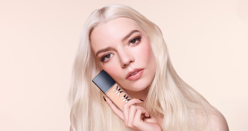 إصدارات Dior Forever الجديدة... عندما يتحوّل الفلتر إلى كر...