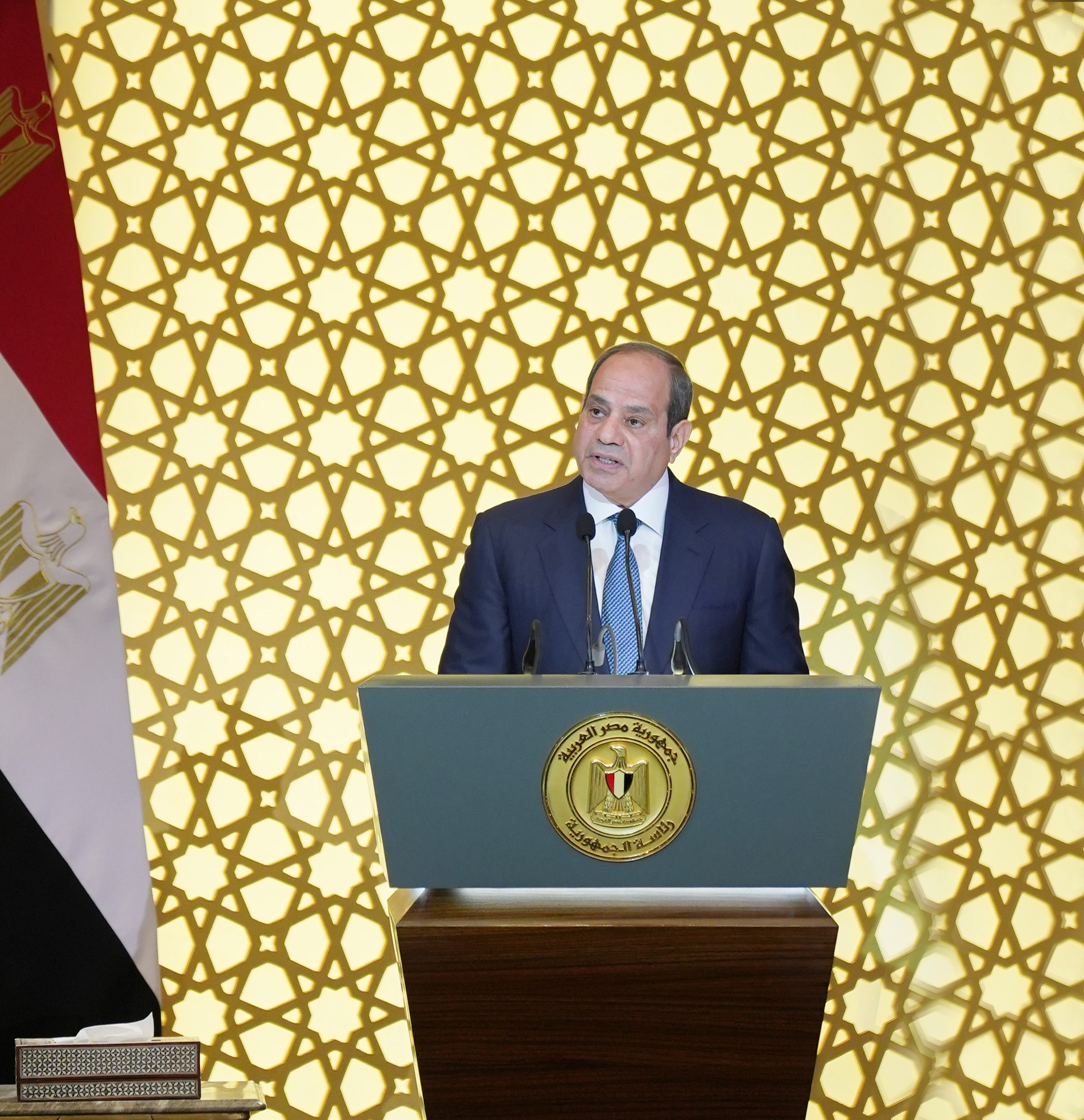 الرئيس السيسي يكرم الفائزين في برنامج دولة التلاوة (16)