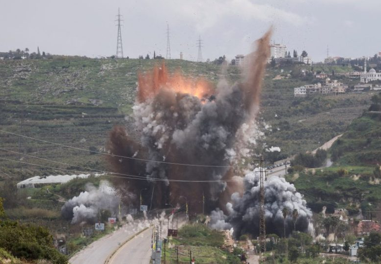 لماذا تستهدف إسرائيل الجسور على نهر الليطاني في جنوب لبنان؟