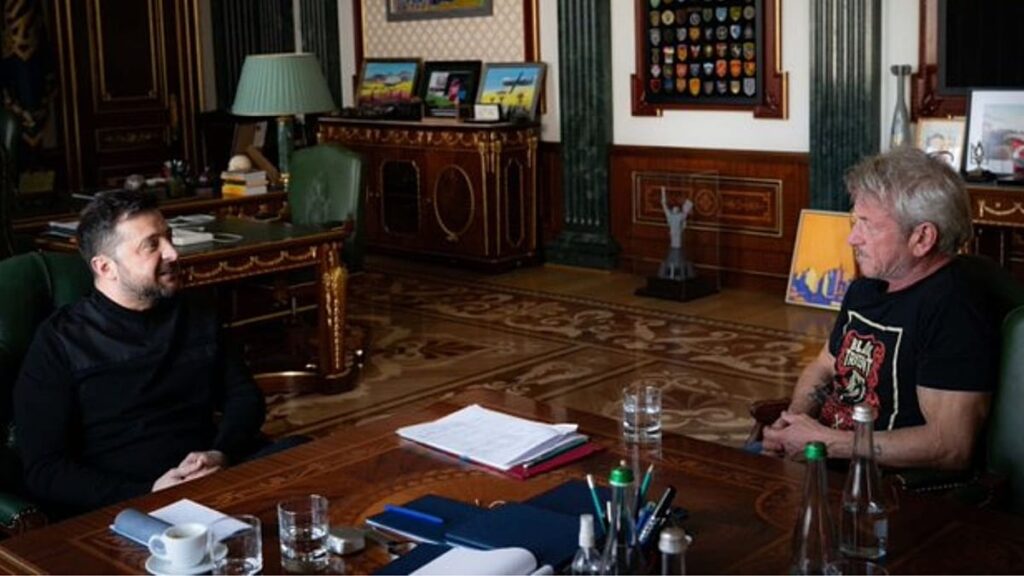 شون بن الفائز بالأوسكار يتغيب عن حفل جوائز الأوسكار لزيارة الرئيس زيلينسكي