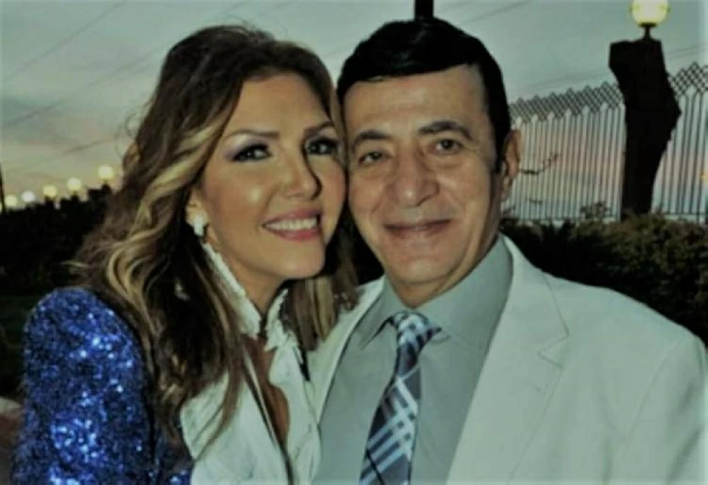 أركان فؤاد يدعم زوجته نادية مصطفى: «ست مؤمنة وبتاعة ربنا» أركان فؤاد ونادية مصطفى