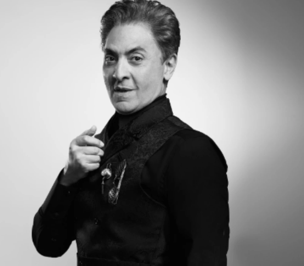 «وداعًا سميح الجلاد».. فتحى عبد الوهاب يوجه رسالة للجمهور بعد «المداح 6» فتحى عبدالوهاب