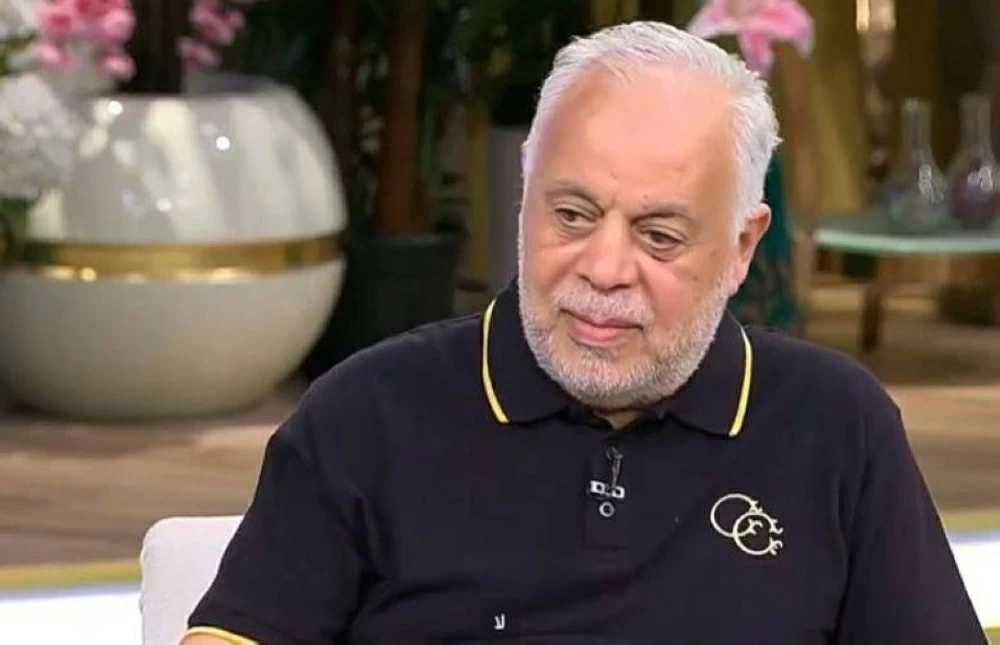 أشرف زكي لـ مذيع على الهواء: هل تقبل أن يعمل مشاهير «التيك توك» معك؟ أشرف زكى - صورة أرشيفية