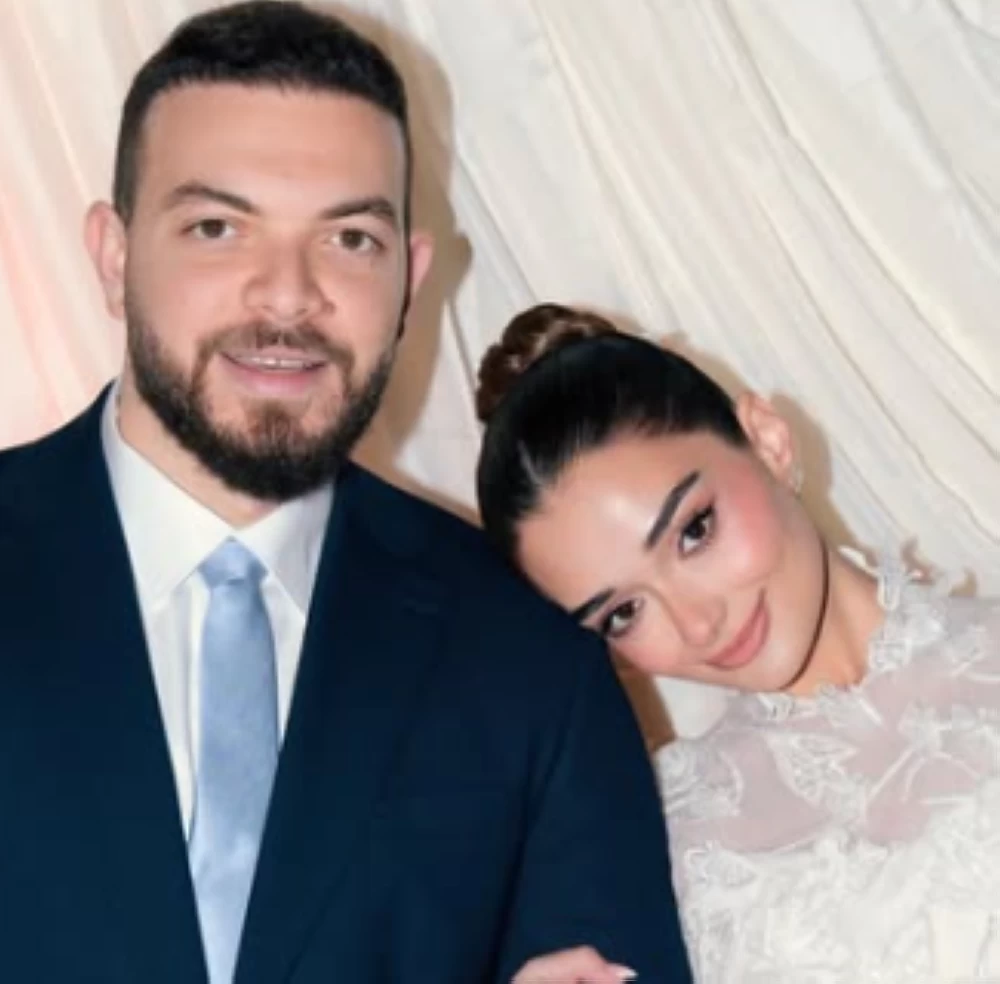 ملك زاهر وخطيبها