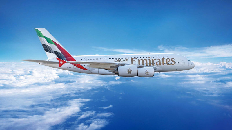 "طيران الإمارات " تستأنف رحلاتها.. المسافرين الذين لديهم حجوزات مؤكدة يمكنهم التوجه إلى المطار