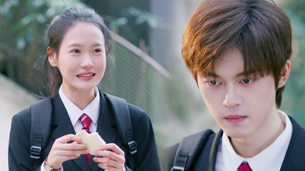 يغير تسريحة شعره لكنها تعتقد بأنه معجب بفتاة في الصف ❤️🔥 Too Young To Love يغير تسريحة شعره لكنها تعتقد بأنه معجب بفتاة في الصف ❤️🔥 Too Young To Love