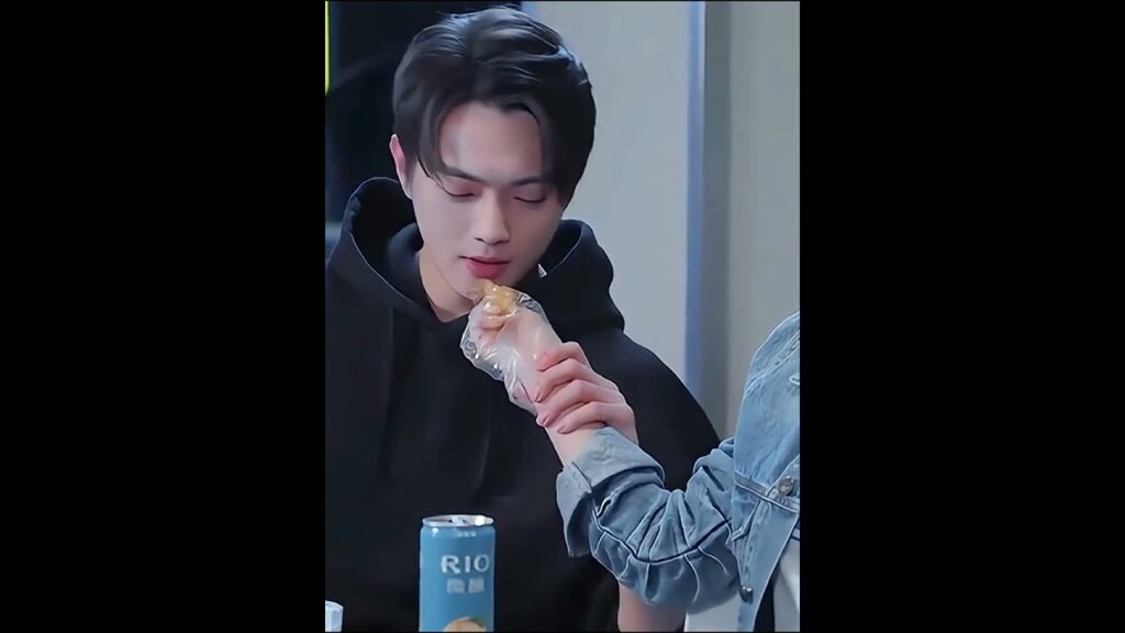 💕💕#xukai #الوقوع_بحب_ابتسامتك  #fallingintoyoursmile #chengxiao #youku #cdrama #chinesedrama #shorts