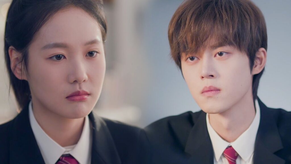 لا يريد التحدث معها لانها لا تفكر بـه اكثر من مجرد صديق 🔥 Too Young To Love