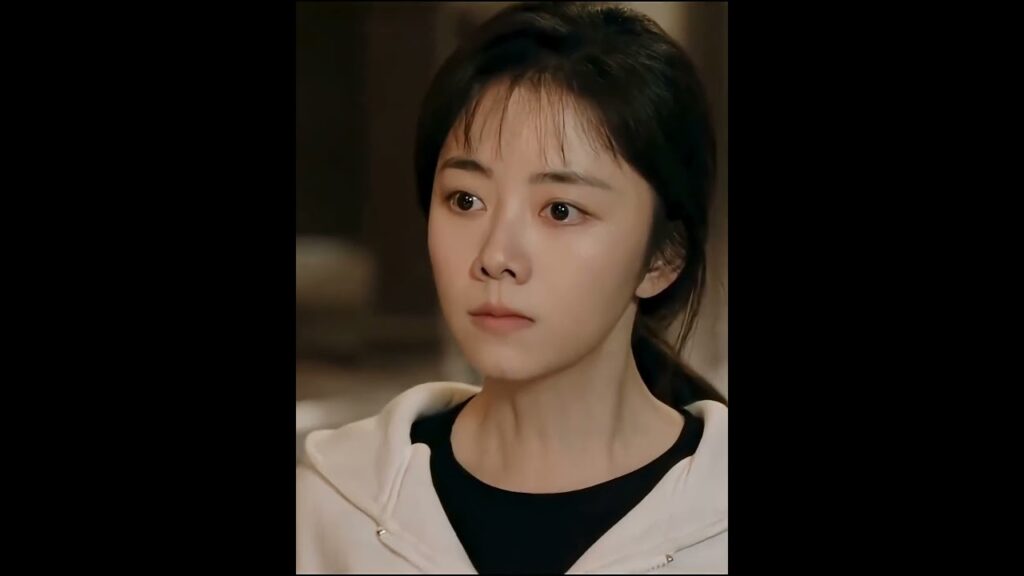 ترى والدها مع امرأة اخرى 😱😭 #tansongyun #MYDESTINY #我的山与海 #YOUKU #قدري #ZhaoZhiWei #shorts #cdrama