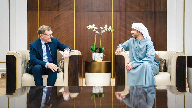 عبدالله بن زايد ووزير خارجية ألمانيا يبحثان الاعتداءات الإيرانية الغاشمة على الإمارات