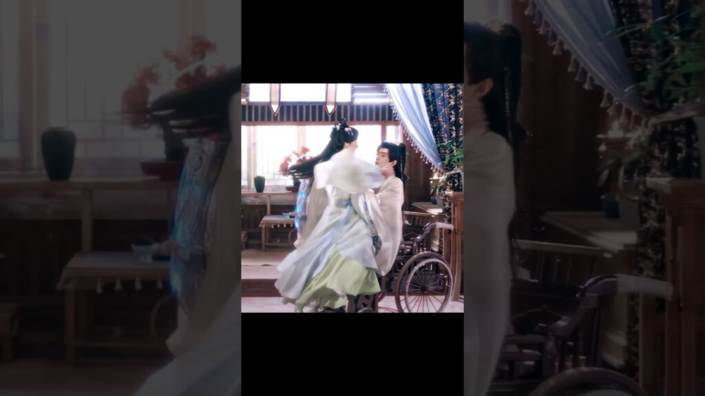 يبدو هادئًا ظاهريًا، لكنه في داخله يهتم كثيرًا #cdrama