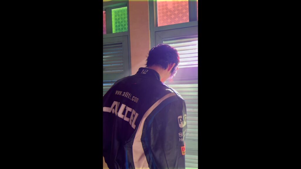 How Is He THIS Handsome?!😍🔥#SpeedandLove #HeYu #何与  #하여 #双轨 #cdrama #handsome #handsomeboy #hotactor