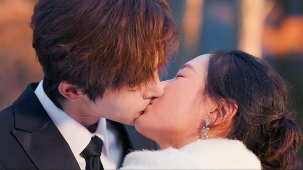 تتفاجئ بعرض الزواج المبهر من الرجل الذي اختاره قلبـها ❤️🔥 Too Young To Love