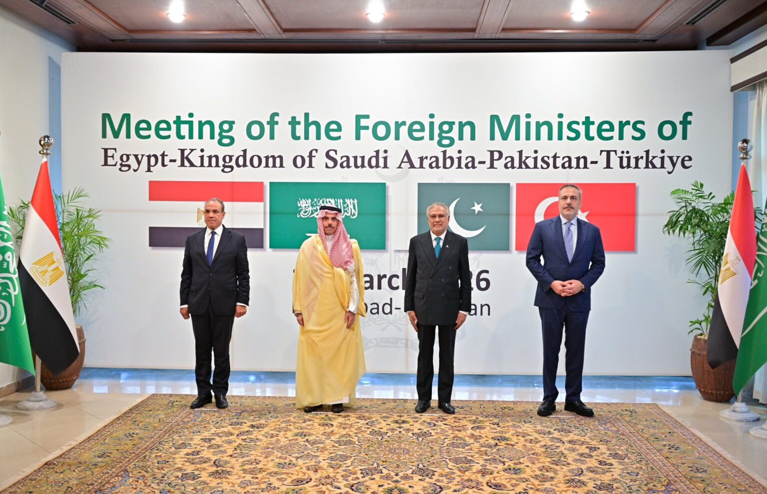 الصين "تدعم دعماً كاملاً" مبادرة استضافة المحادثات الأميركية الإيرانية المحتملة في ‌إسلام اباد