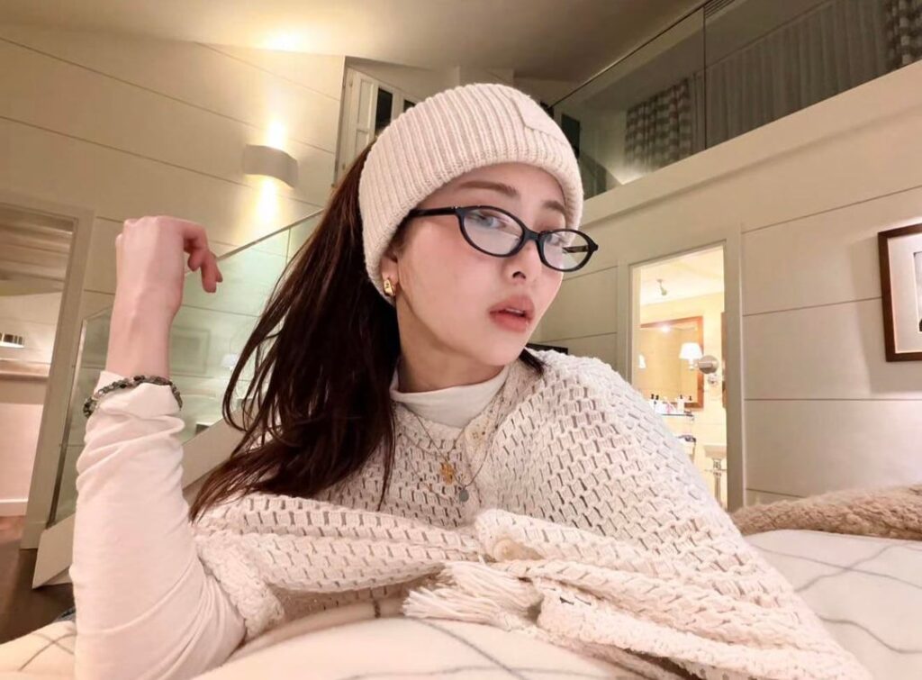 260301 - تحديث قصة هوه يونجين على الانستقرام