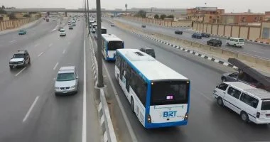 من 5 صباحا لـ1 صباحا.. اعرف مواعيد تشغيل الأتوبيس الترددي BRT الجديدة