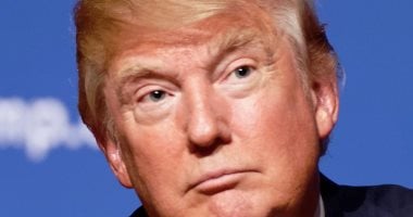 ترامب يدعو الجيش الإيرانى والحرس الثورى لإلقاء السلاح