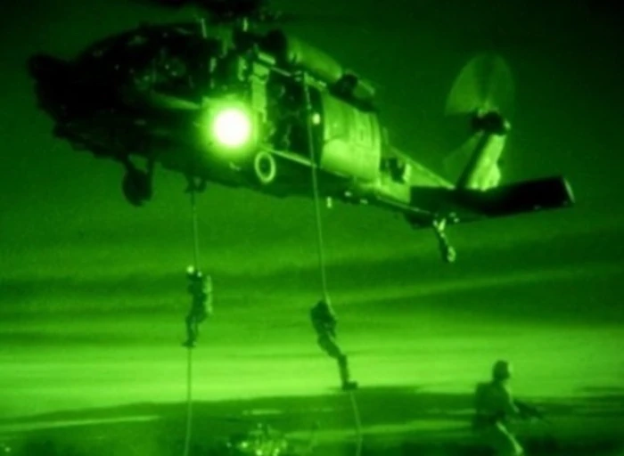 صحيفة المرصد - تفاصيل عملية إنزال جوي لقوات أمريكية وإسرائيلية في صحراء النجف بالعراق