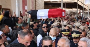 محافظ المنوفية يتقدم جنازة الشهيد العميد أحمد سمير بمسقط رأسه بقرية شنشور