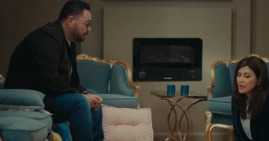 مسلسل اللون الأزرق الحلقة 6.. خلاف بين أدهم وآمنة بسبب السفر إلى دبى