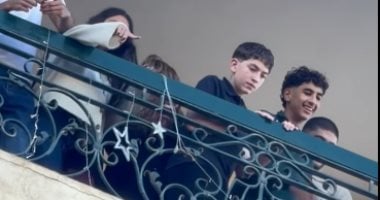 إلقاء أكياس مياه على المصلين بمسجد الصديق فى شيراتون.. والأمن يفحص الفيديو