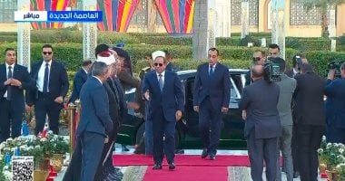 الرئيس السيسي يصل مسجد الفتاح العليم بالعاصمة الجديدة لأداء صلاة عيد الفطر – اليوم السابع الرئيس السيسي يصل مسجد الفتاح العليم بالعاصمة الجديدة لأداء صلاة عيد الفطر - اليوم السابع