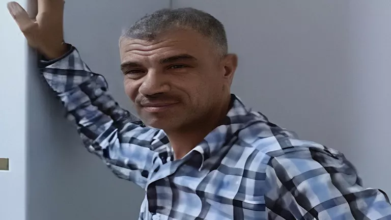 تفاصيل وفاة الأب متأثرًا بالاختناق بعد مصرع طفليه داخل منزلهم