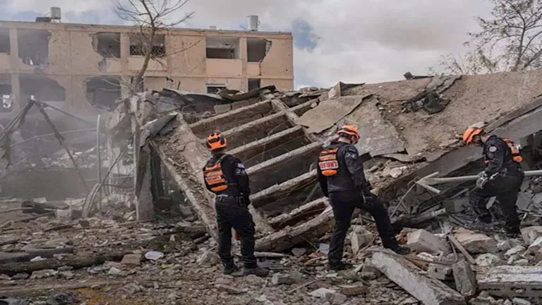 لماذا عجزت الدفاعات الإسرائيلية عن صد صواريخ إيران؟