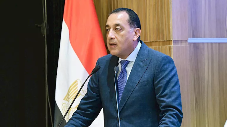 مدبولي: زيادات الأجور المقبلة كبيرة وتتجاوز التضخم لأول مرة مدبولي: زيادات الأجور المقبلة كبيرة وتتجاوز التضخم لأول مرة