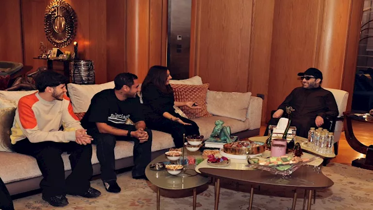 تركي آل شيخ ينشر صورا رفقة أنغام وأسرتها تركي آل شيخ ينشر صورا رفقة أنغام وأسرتها