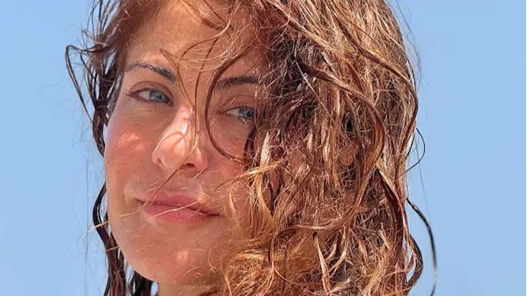 هيدي كرم تتألق بإطلالات جريئة في عدة مناسبات مختلفة