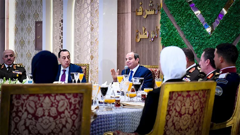 إحالة المتلاعبين بالأسعار للقضاء العسكري.. خبراء يوضحون الآليات