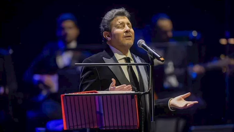 بعد أزمة نزيف القولون.. تطورات حالة هاني شاكر الصحية