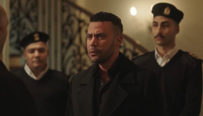 مسلسل الكينج الحلقة 21.. المافيا تحاصر حمزة وتمنعه من تجارة السلاح