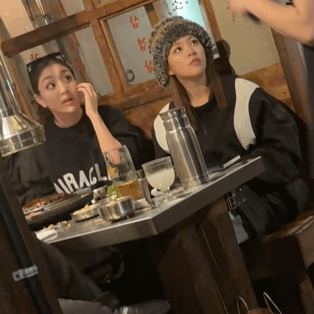 260304 sweet_yuki230 تحديث Twitter/X - جيهيو وجونغيون رصدتا تناول الشواء الكوري معًا بعد حفلتهما في مونتريال