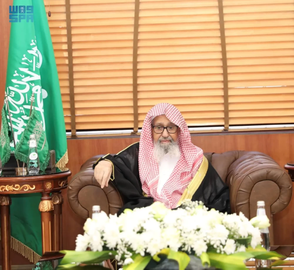 المفتي يدعو رجال الأعمال والموسرين لدعم صندوق «إحسان» - أخبار السعودية