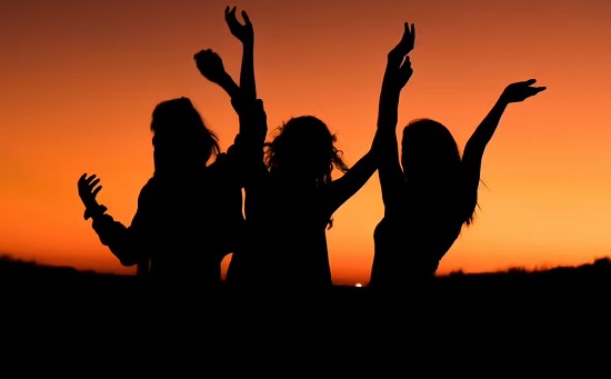 أبراج تستمتع بإجازة العيد