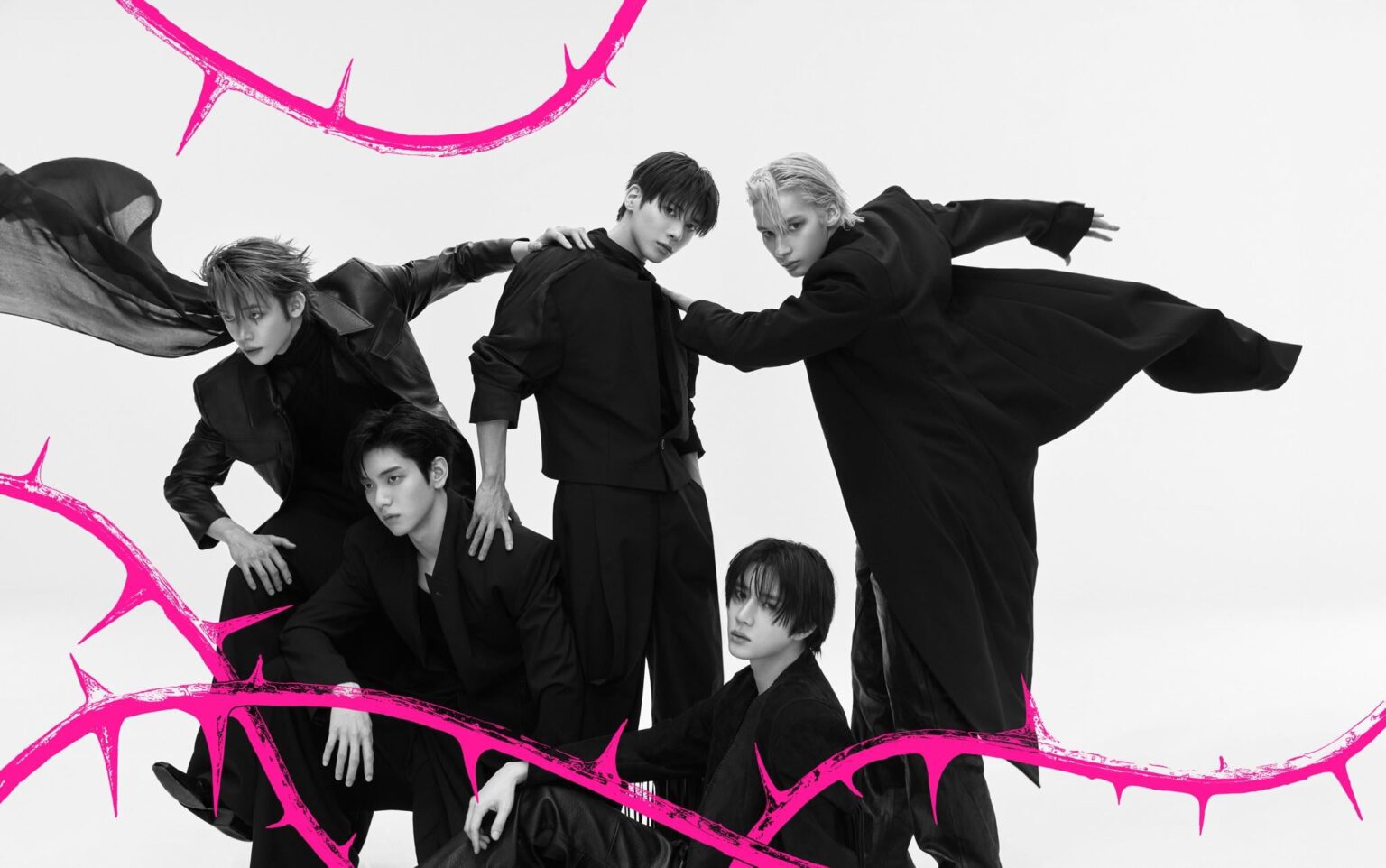 TXT (TOMORROW X TOGETHER) – الألبوم المصغر الثامن ‘7TH YEAR: A Moment of Stillness in the Thorns’ (الصورة المفاهيمية – Thorn) TXT (TOMORROW X TOGETHER) - الألبوم المصغر الثامن '7TH YEAR: A Moment of Stillness in the Thorns' (الصورة المفاهيمية - Thorn)