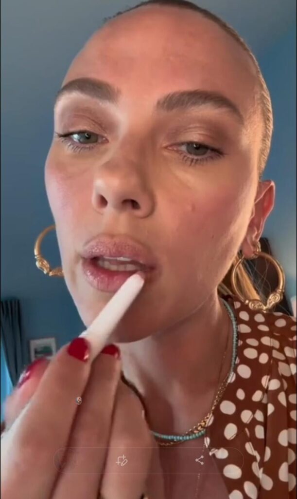 Scarlett Johansson Scarlett Johansson