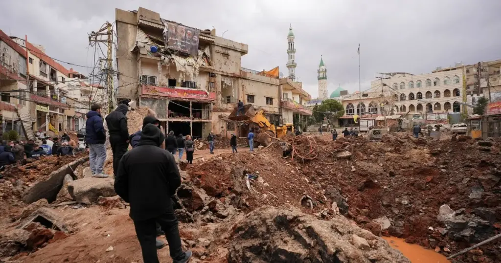 اشتباكات عنيفة في شرق لبنان لصد قوات إسرائيلية نفّذت إنزالاً اشتباكات عنيفة في شرق لبنان لصد قوات إسرائيلية نفّذت إنزالاً