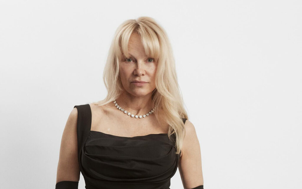 بالصور- من هي اللبنانية التي ستحلّ مكان باميلا أندرسون في Baywatch؟ بالصور- من هي اللبنانية التي ستحلّ مكان باميلا أندرسون في Baywatch؟