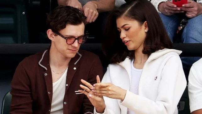 زندايا سرًا من توم هولاند